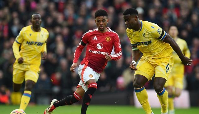 曼联客场险胜水晶宫，保住前四席位