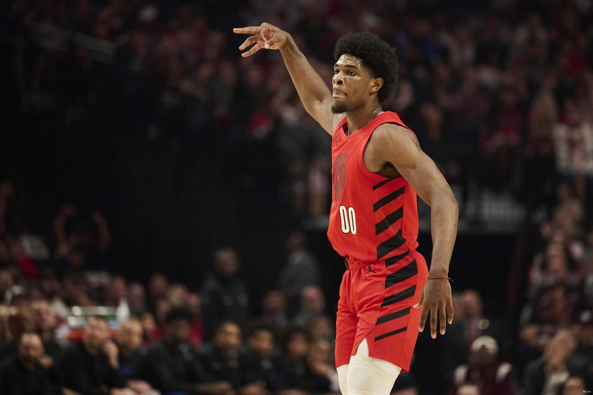 开拓者胜马刺,保持势头 开拓者胜马刺,保持势头