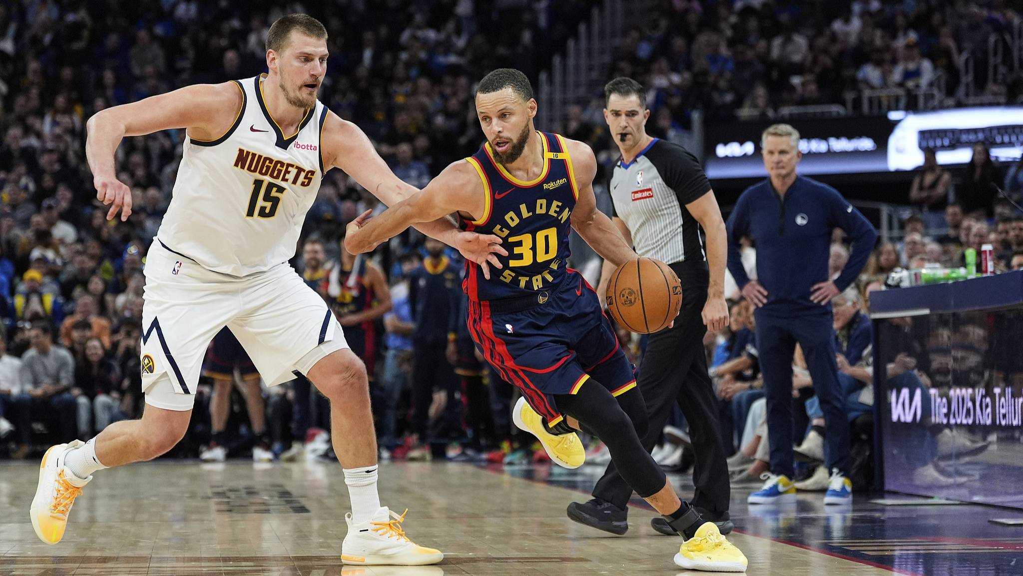 勇士惨败掘金，吞下四连败