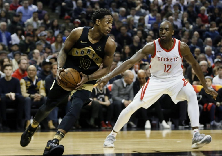 爵士主场力克火箭，霍华德空砍28分