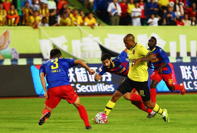 关于小牛负于魔术,遭遇两连败的信息 关于小牛负于魔术,遭遇两连败的信息