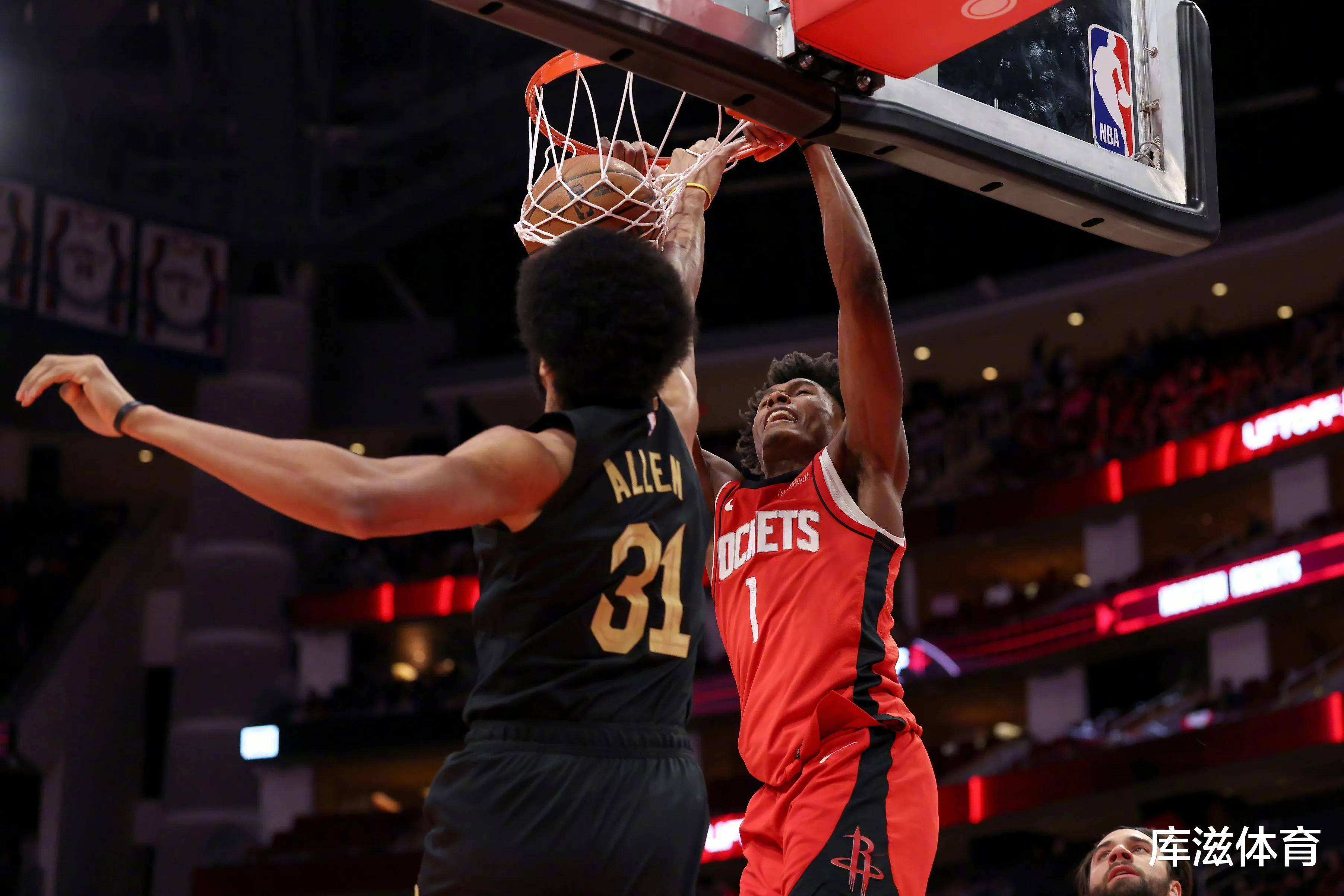 包含火箭大胜勇士,泰伦斯-戴维斯打出好表现的词条 包含火箭大胜勇士,泰伦斯-戴维斯打出好表现的词条